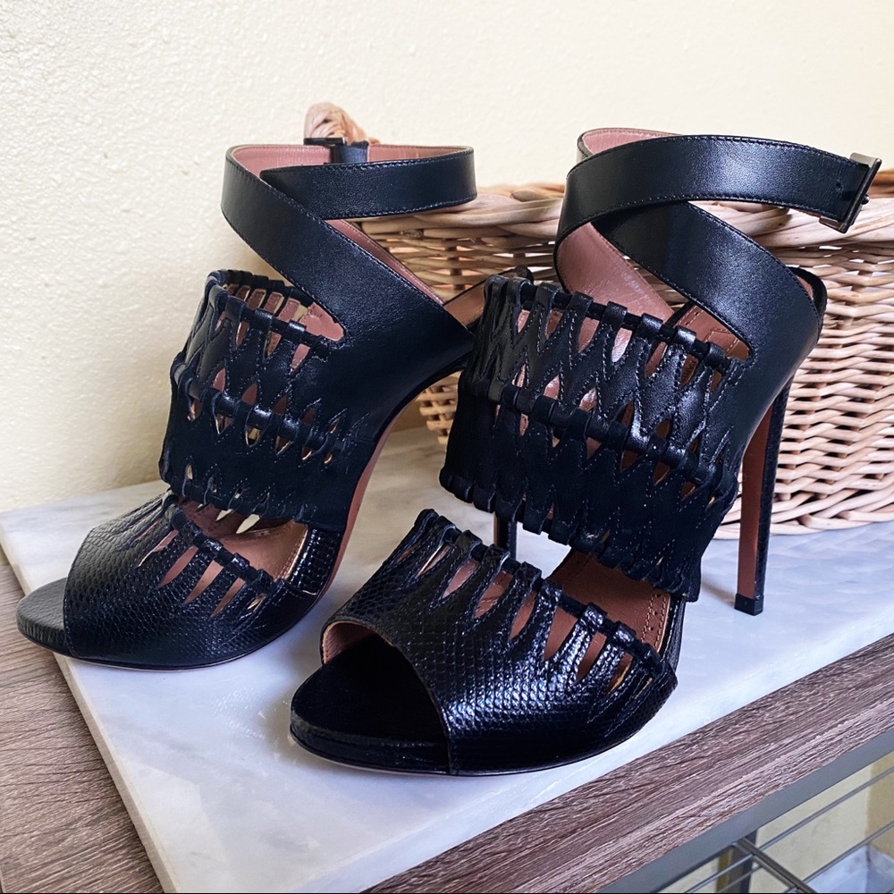 Auth. ALAÏA Black Snakeskin Embossed Strappy Heels - Picture 7 of 9